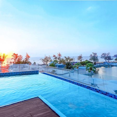 Phoenix Hotel Karon Beach Buitenkant foto